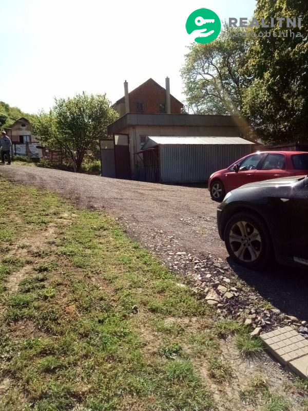 Pozemek s velkou garáží 42m2, 10 km od Zlína Zádveřice - obrázek č.6