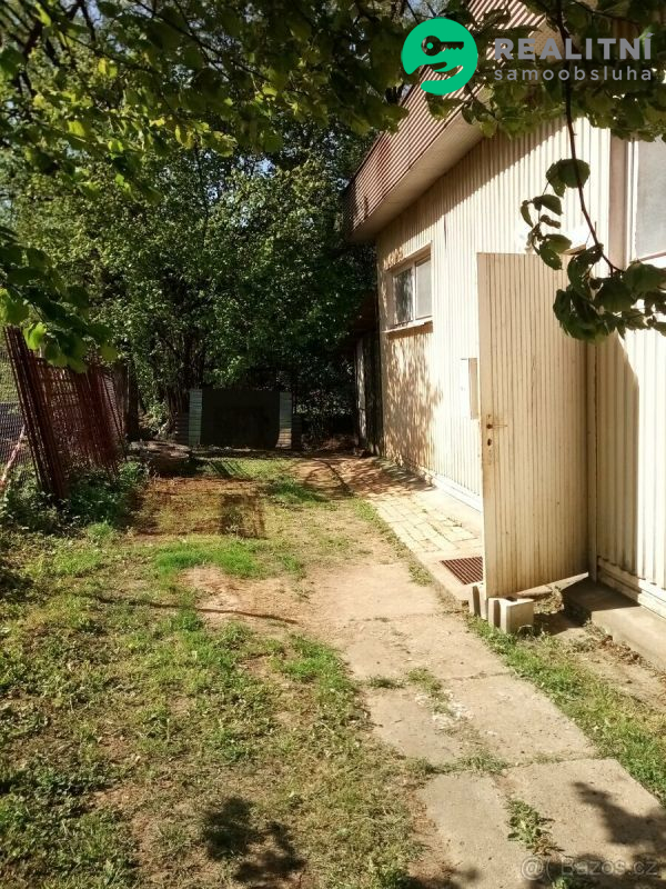Pozemek s velkou garáží 42m2, 10 km od Zlína Zádveřice - obrázek č.13