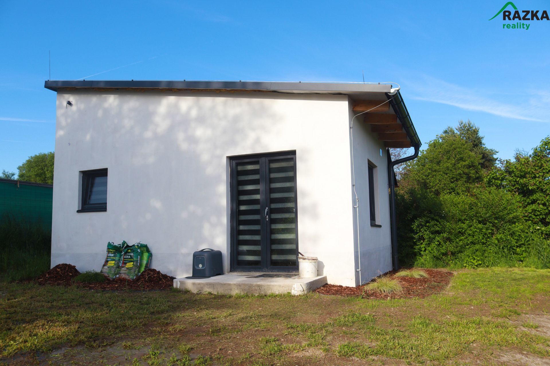 Prodej moderní novostavby chaty s pozemkem 642 m2, Tachov - titulní obrázek