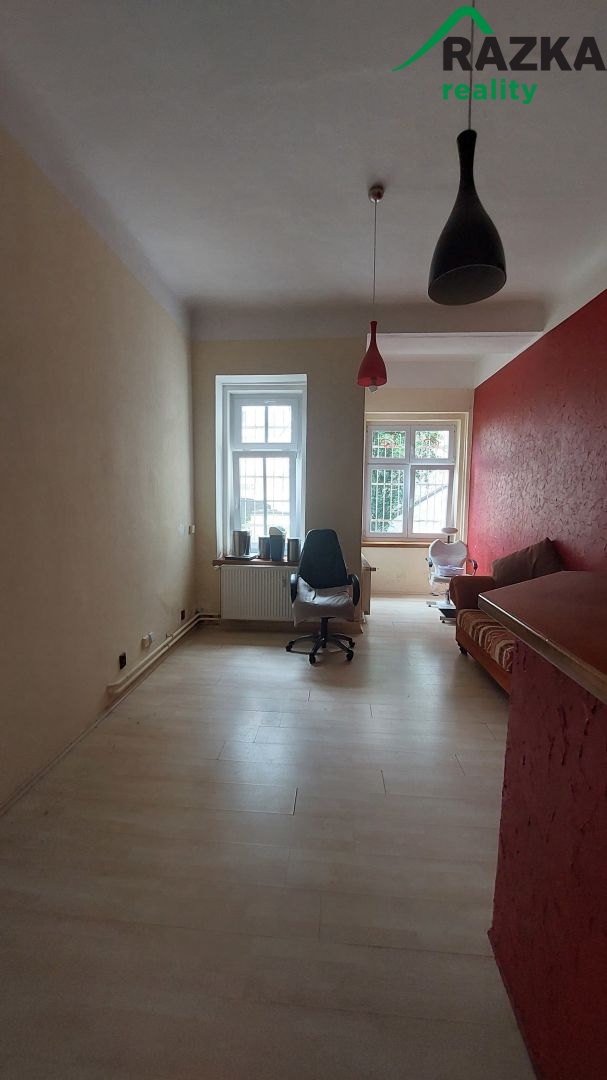 Pronájem kancelářských prostor - Mariánské Lázně - obrázek č.9