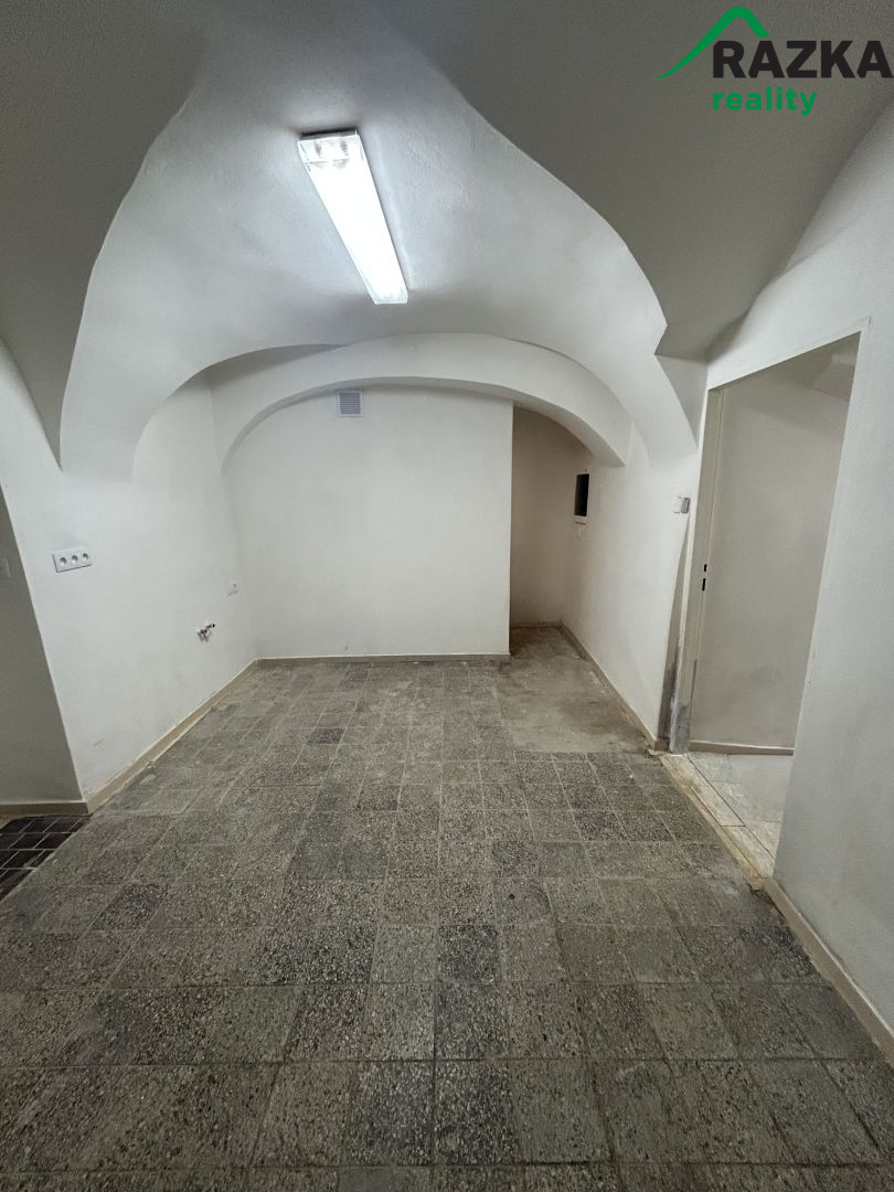 Pronájem komerčního prostoru v Plané - nám. Svobody - obrázek č.12