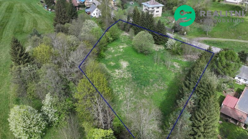 Rovinatá stavební parcela cca 350 m2 s rozlehlou zahradou - obrázek č.4