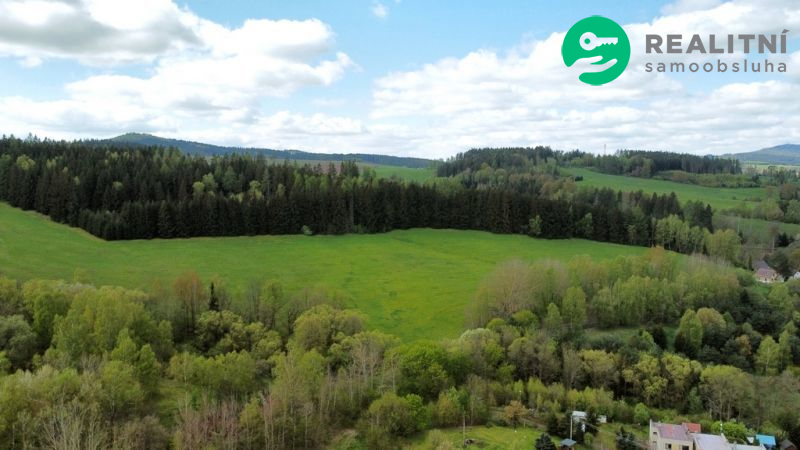 Rovinatá stavební parcela cca 350 m2 s rozlehlou zahradou - obrázek č.12