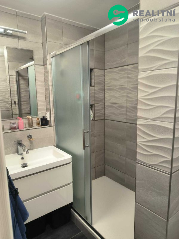 Prodej mezonetového bytu 5+1 se zahradou 230m2 - obrázek č.7