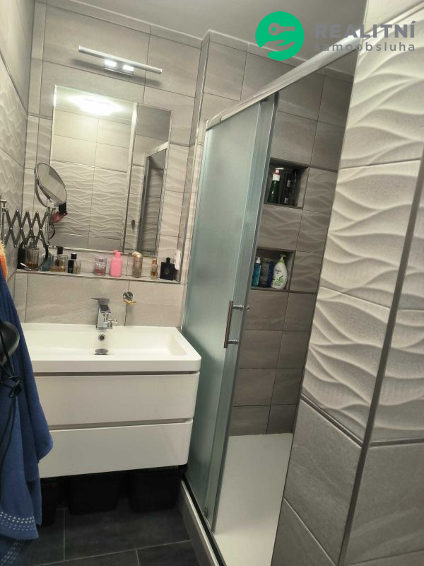 Prodej mezonetového bytu 5+1 se zahradou 230m2 - obrázek č.8
