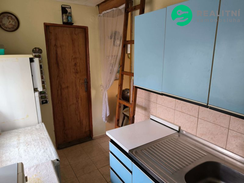 Chata 80 m², pozemek 403 m² Děpoltovice u K. Varů - obrázek č.9