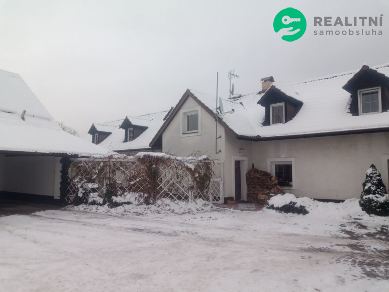 Bývalá zemědělská usedlost, okres Beroun - titulní obrázek