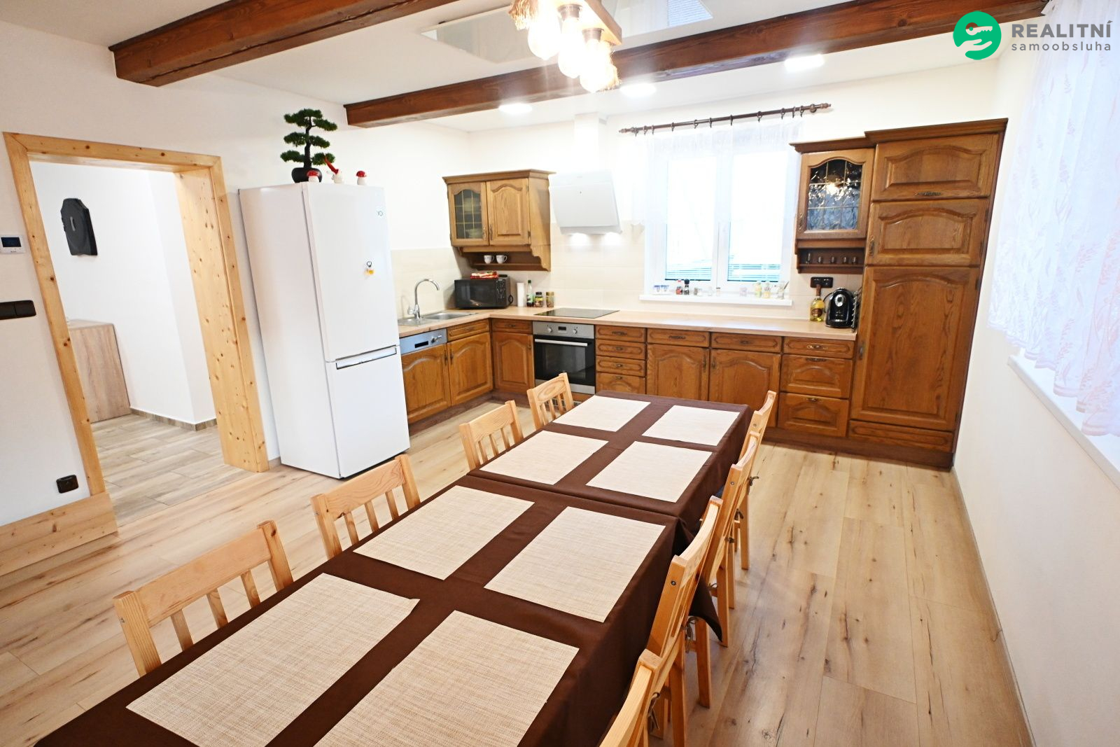 Prodej rodinného domu 142 m2, pozemek 818 m2. - obrázek č.3