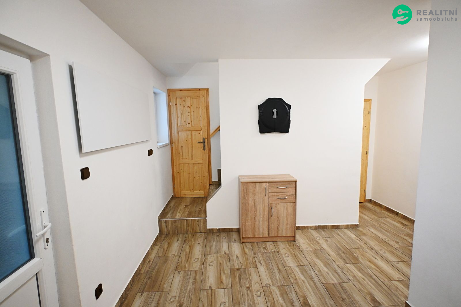 Prodej rodinného domu 142 m2, pozemek 818 m2. - obrázek č.8