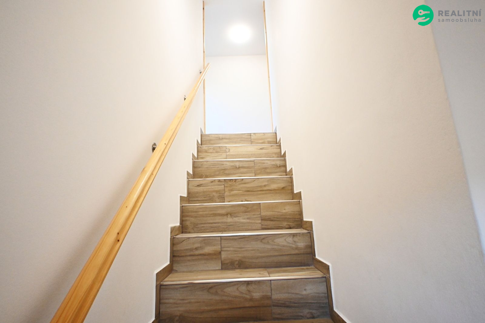 Prodej rodinného domu 142 m2, pozemek 818 m2. - obrázek č.12