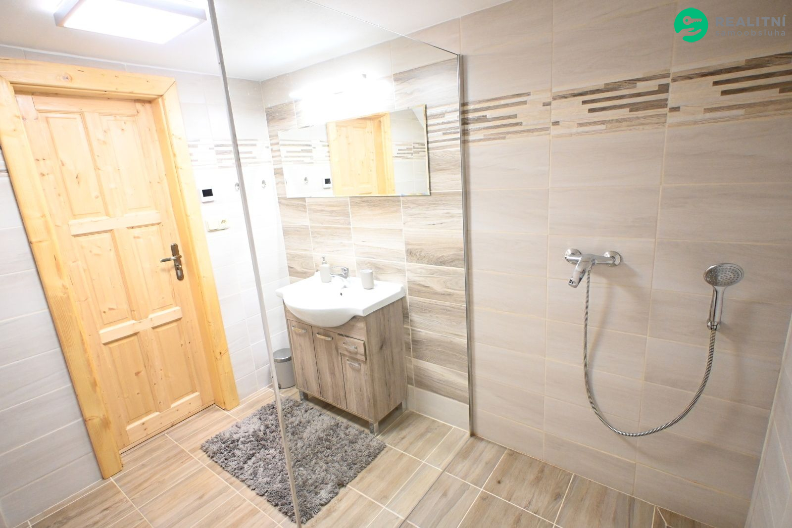 Prodej rodinného domu 142 m2, pozemek 818 m2. - obrázek č.18