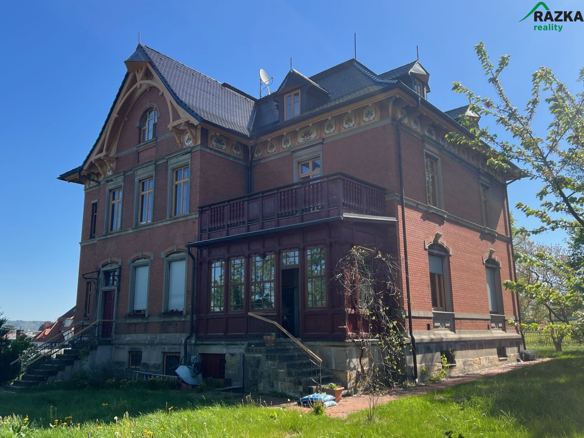 Prostorná a luxusně vybavená vila z 19. století Neugersdorf - obrázek č.3