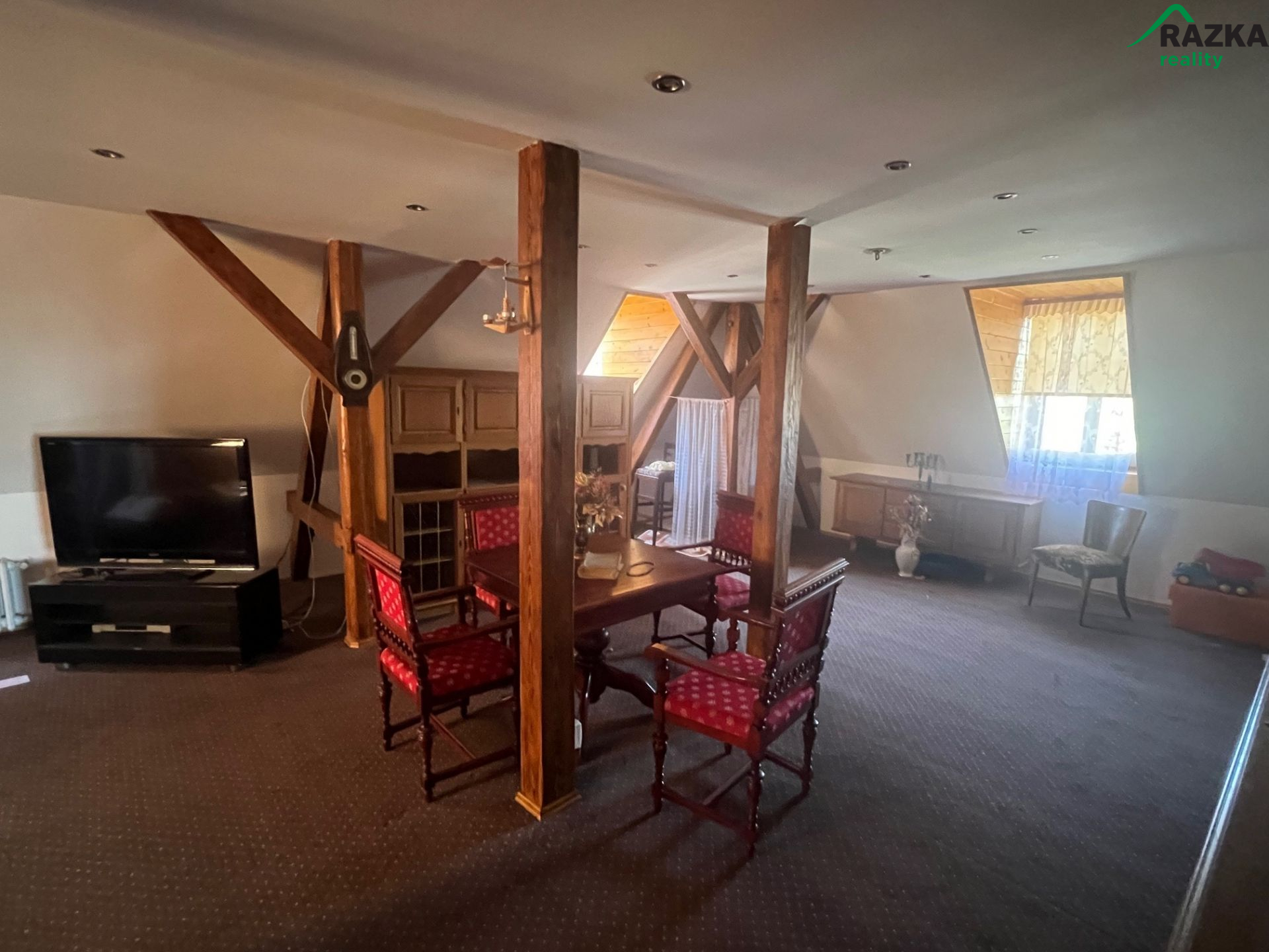 Prostorná a luxusně vybavená vila z 19. století Neugersdorf - obrázek č.19