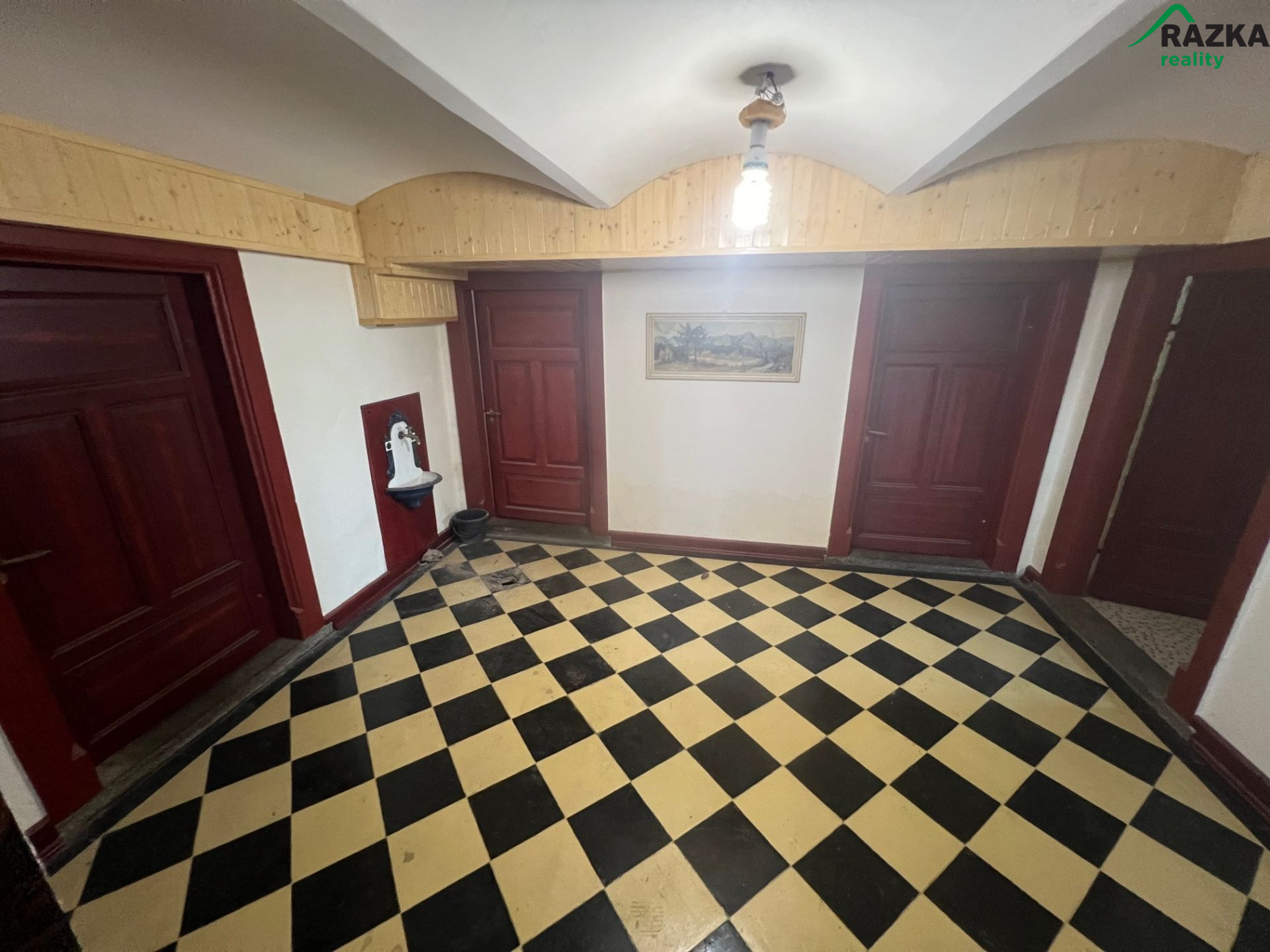 Prostorná a luxusně vybavená vila z 19. století Neugersdorf - obrázek č.21