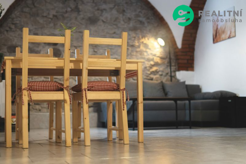 Dům se dvěma bytovými jednotkami Herálec - obrázek č.14