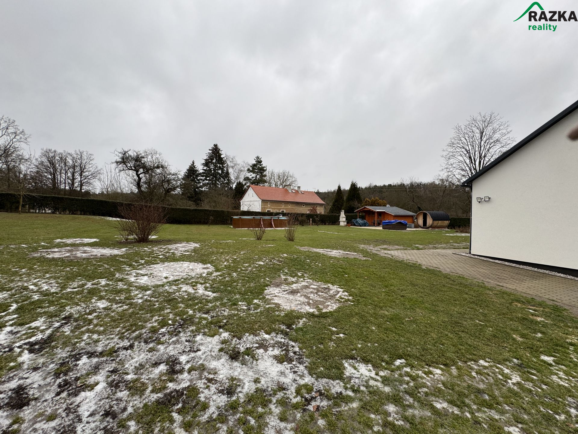 RD 7+1 (372 m2) Semošice u Horšovského Týna - obrázek č.25