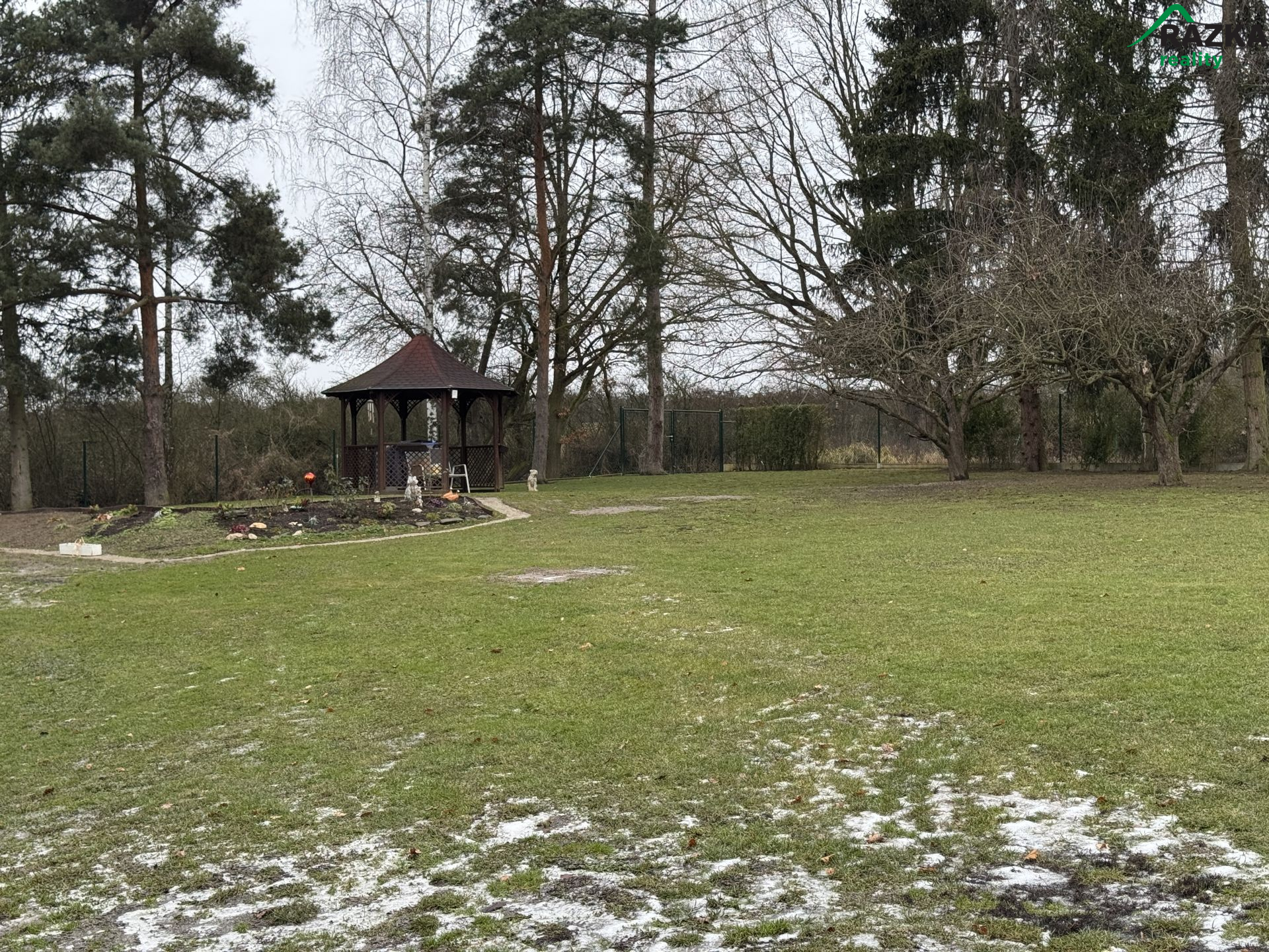 RD 7+1 (372 m2) Semošice u Horšovského Týna - obrázek č.28