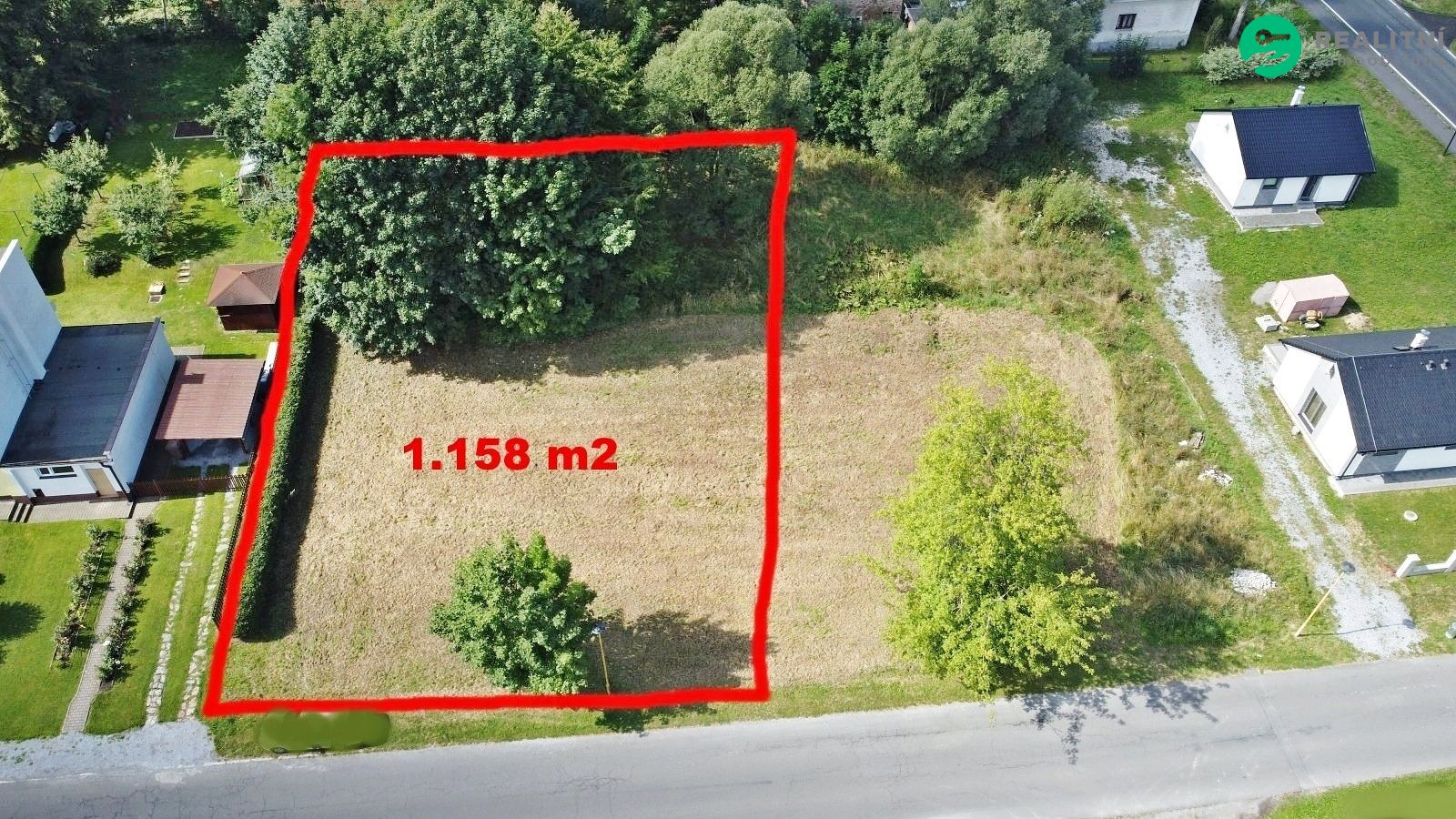 Prodej stavebního pozemku 1.158 m² – Zlaté Hory, Jeseníky. - titulní obrázek