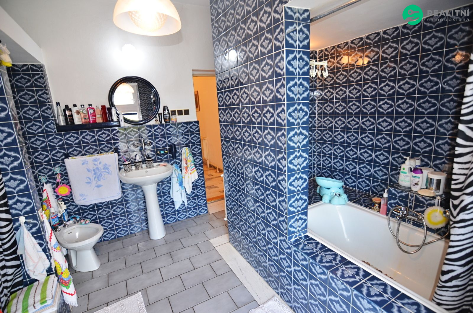 Prodej rodinného domu, 300 m², pozemek 922 m². - obrázek č.6