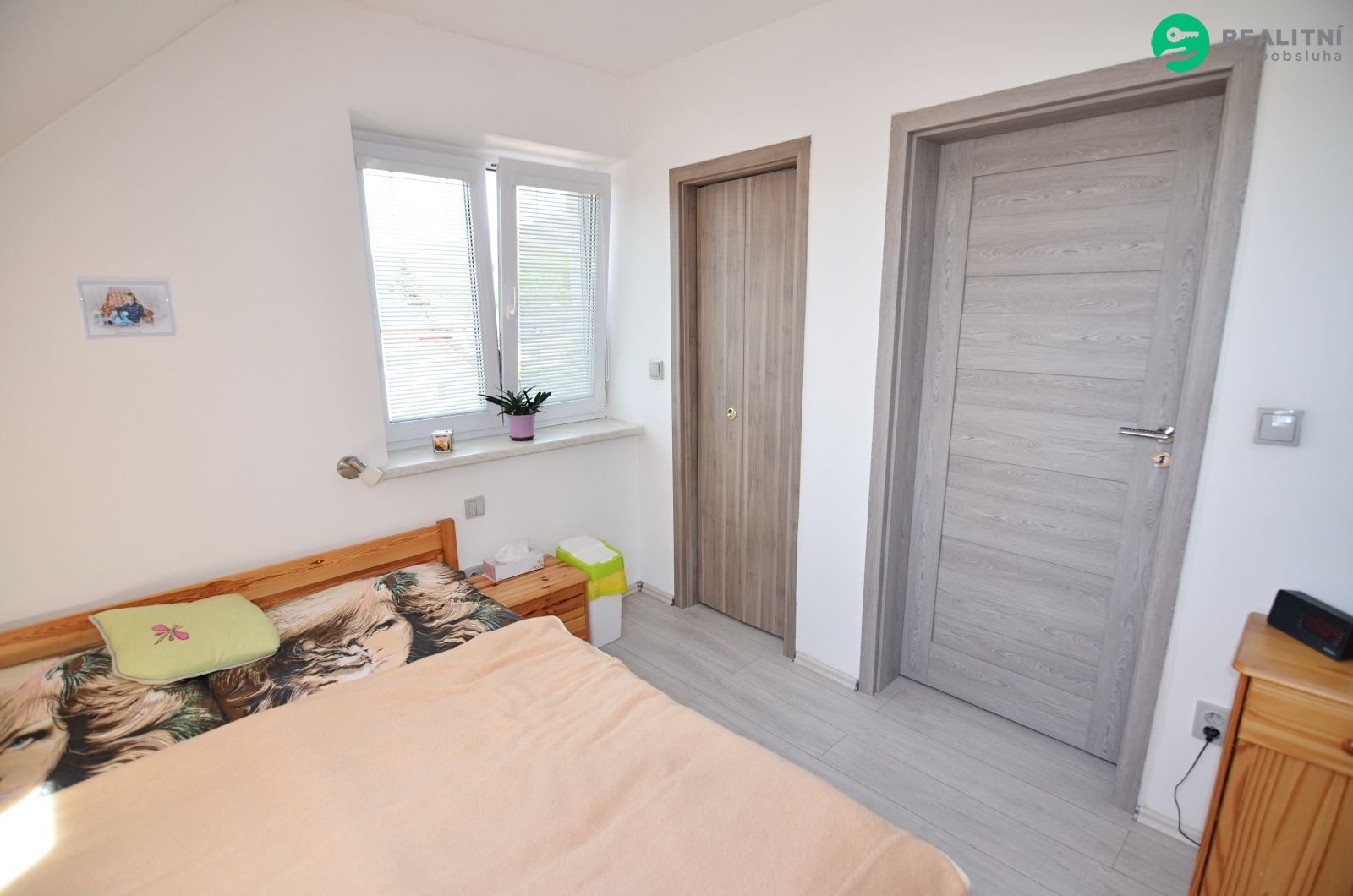 Prodej rodinného domu, 300 m², pozemek 922 m². - obrázek č.19