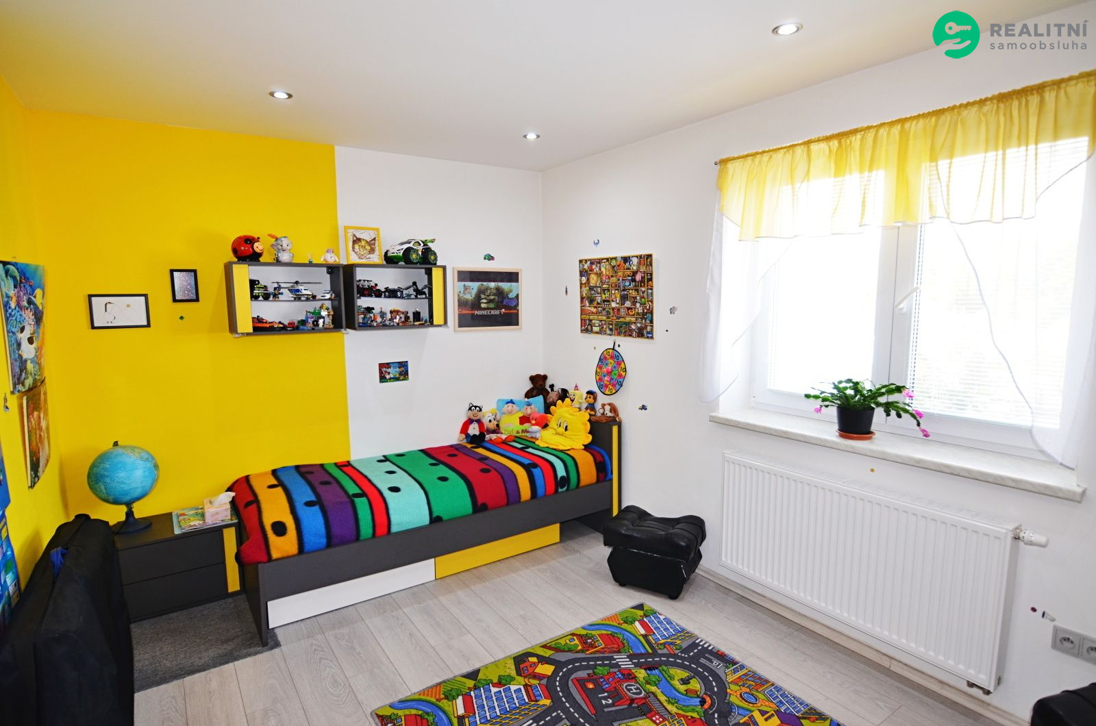 Prodej rodinného domu, 300 m², pozemek 922 m². - obrázek č.23