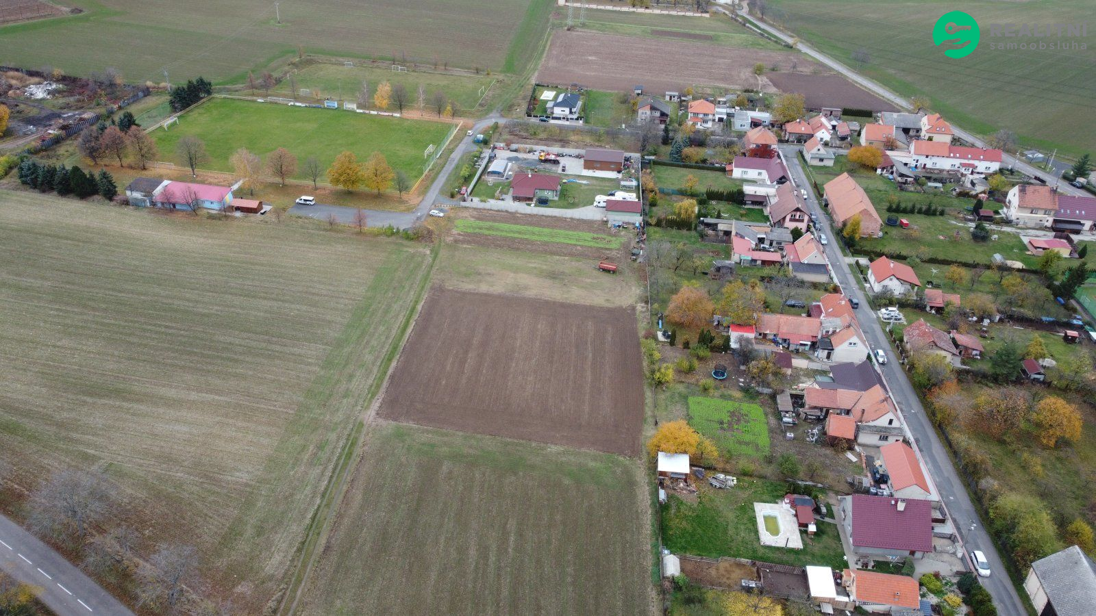 Prodej stavebního pozemku 1.374 m² Tuchořice. - obrázek č.4