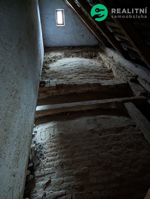 Dům k rekonstrukci Vysoké nad Jizerou - obrázek č.10