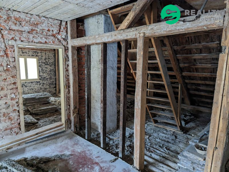 Dům k rekonstrukci Vysoké nad Jizerou - obrázek č.11