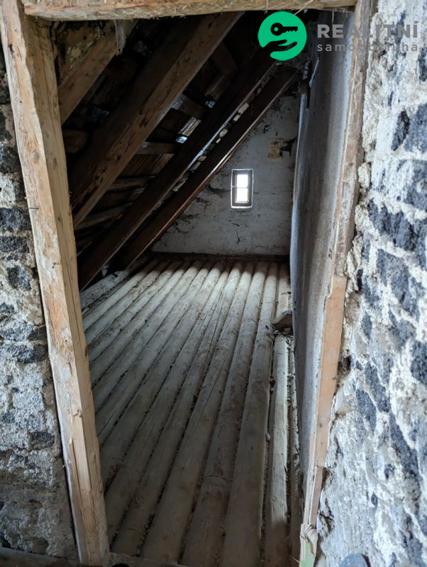 Dům k rekonstrukci Vysoké nad Jizerou - obrázek č.13