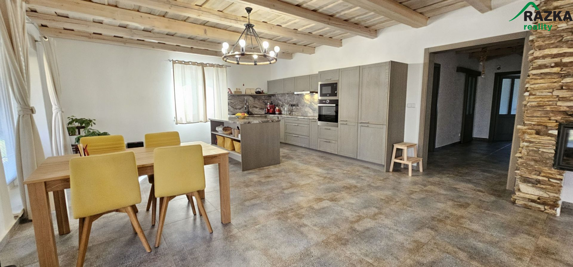 Novostavba RD 4+KK (200 m2) se zahradou 927 m2 Nedražice - obrázek č.6