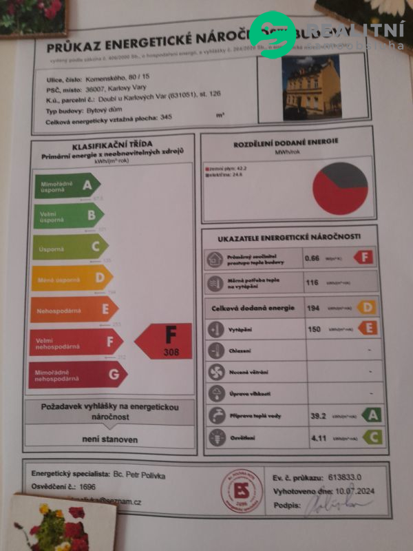 Prodám ideální podíl bytu v Karlových Varech - obrázek č.7