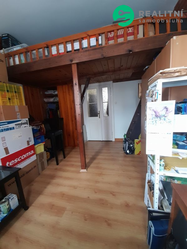 Prodám ideální podíl bytu v Karlových Varech - obrázek č.13