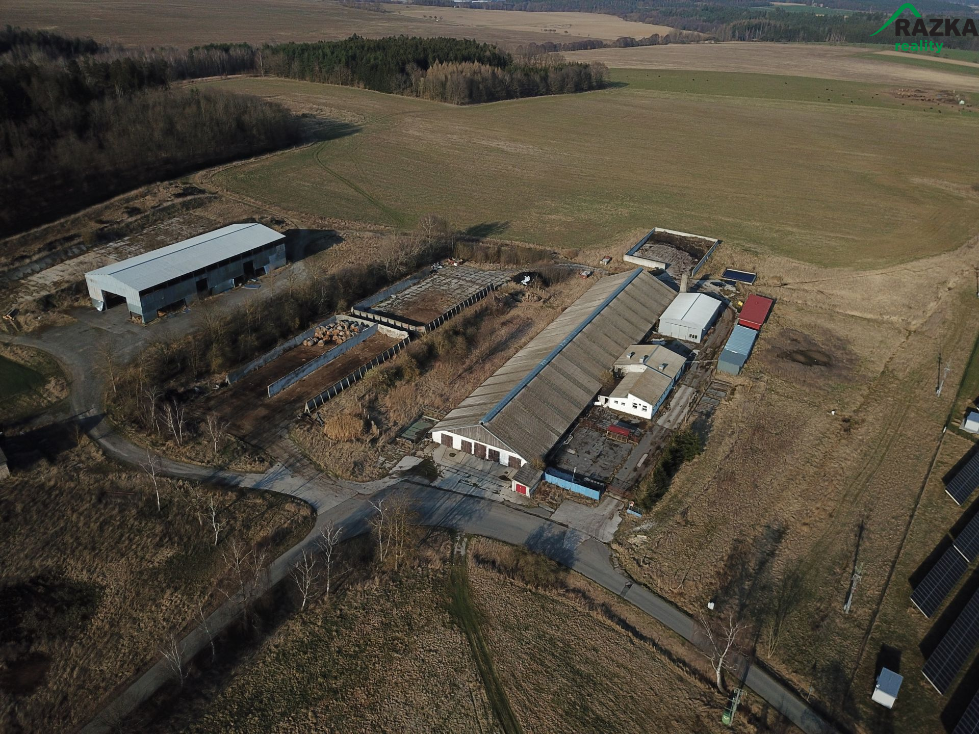 Areál kravína včetně skladovací haly a silážních jam - obrázek č.20