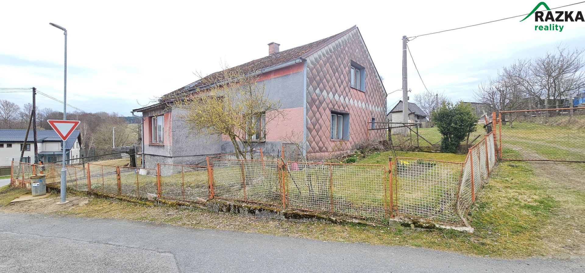 RD 5+1 (187 m2) se zahradou 3 249 m2 Lesná, okr. Tachov - obrázek č.2