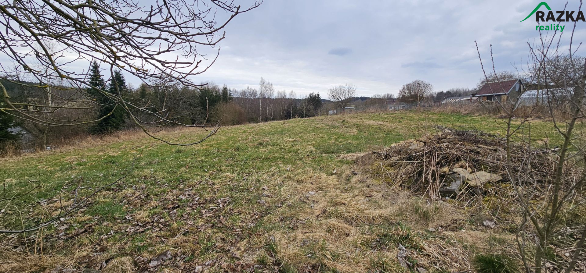 RD 5+1 (187 m2) se zahradou 3 249 m2 Lesná, okr. Tachov - obrázek č.22