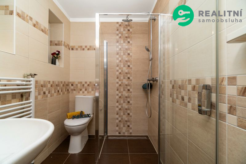 Rodinný dům 2× 4+1 Karviná - obrázek č.9