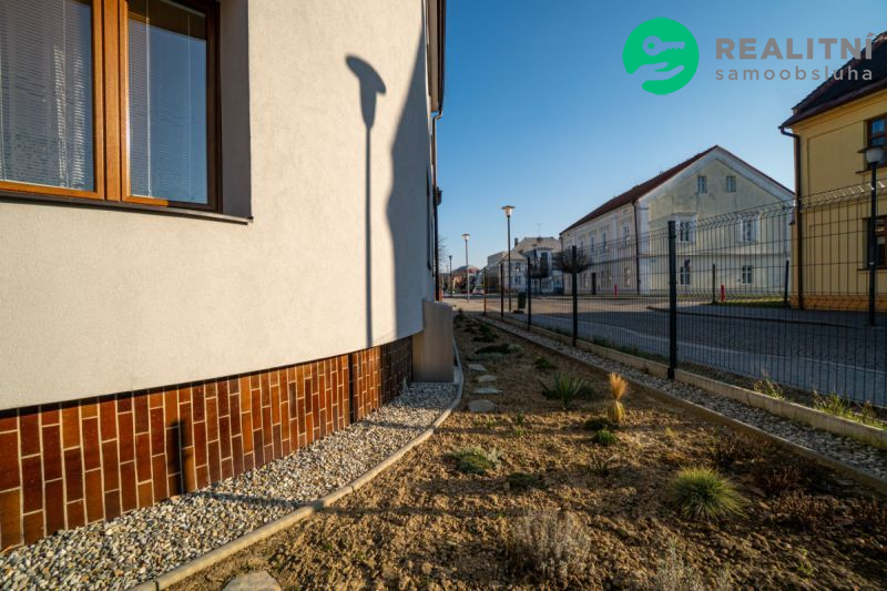 Rodinný dům 2× 4+1 Karviná - obrázek č.12