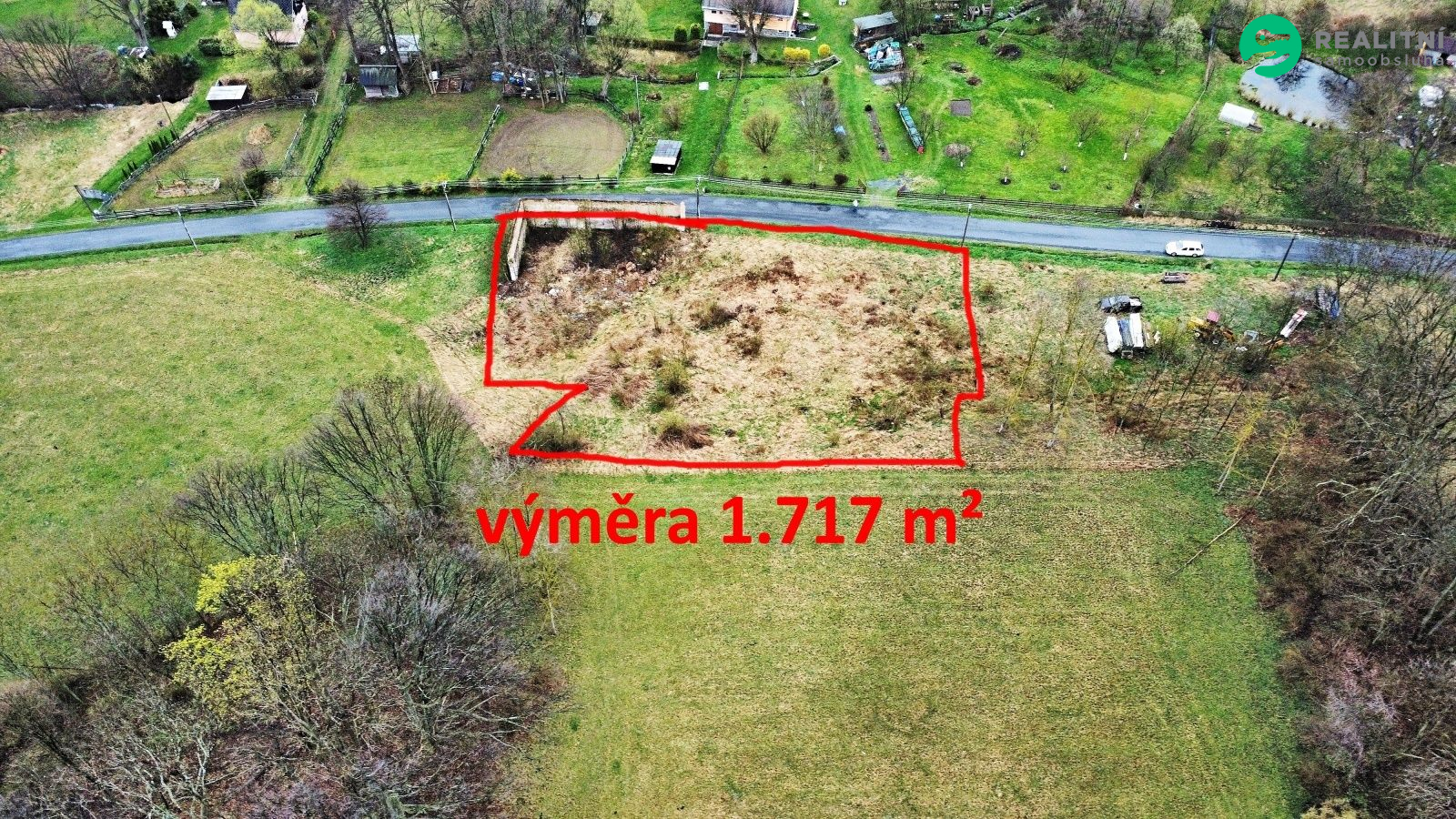 Prodej stavebního pozemku 1 717 m² - obrázek č.2
