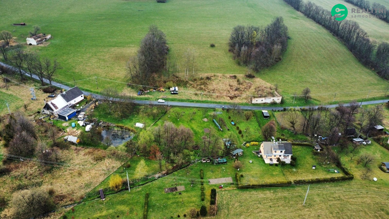 Prodej stavebního pozemku 1 717 m² - obrázek č.3