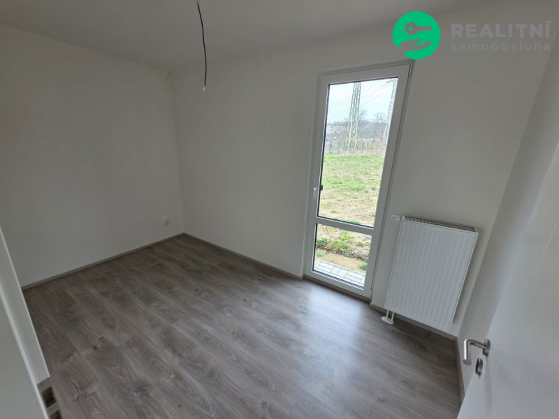 Novostavba domu 5+1 kousek do Prahy - obrázek č.15