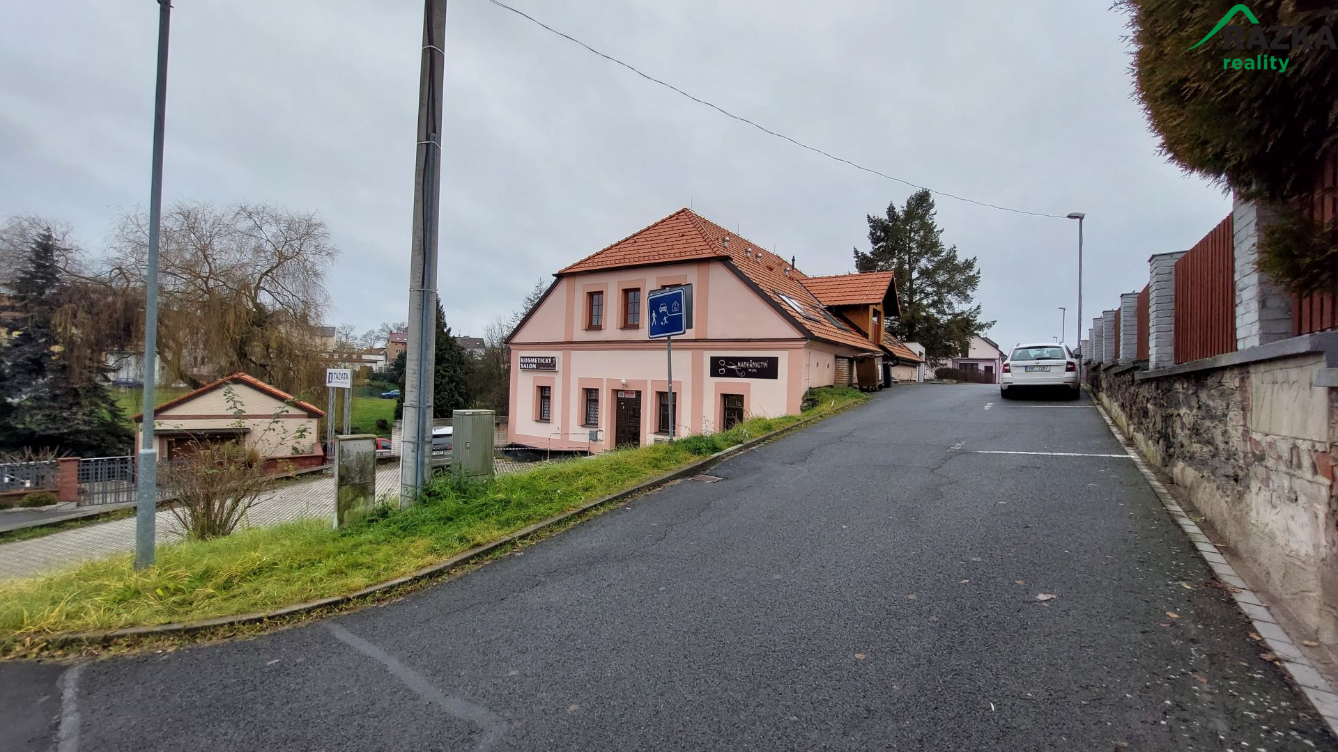 Pronájem podkrovního bytu 3+KK - Stříbro - obrázek č.2