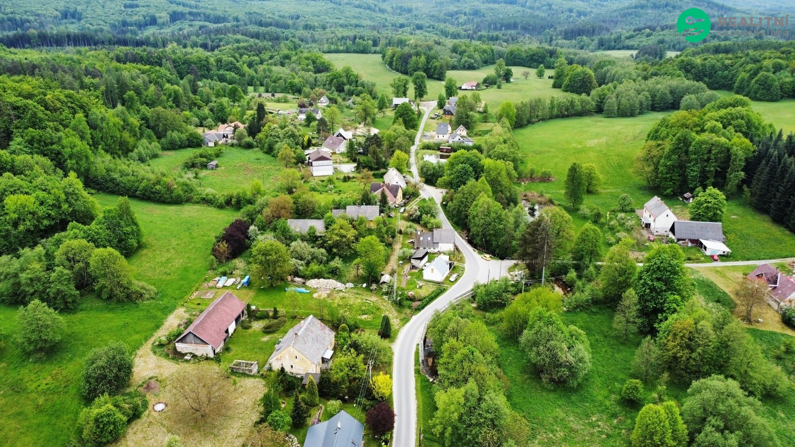 Prodej stavebního pozemku 2 739 m² - obrázek č.6