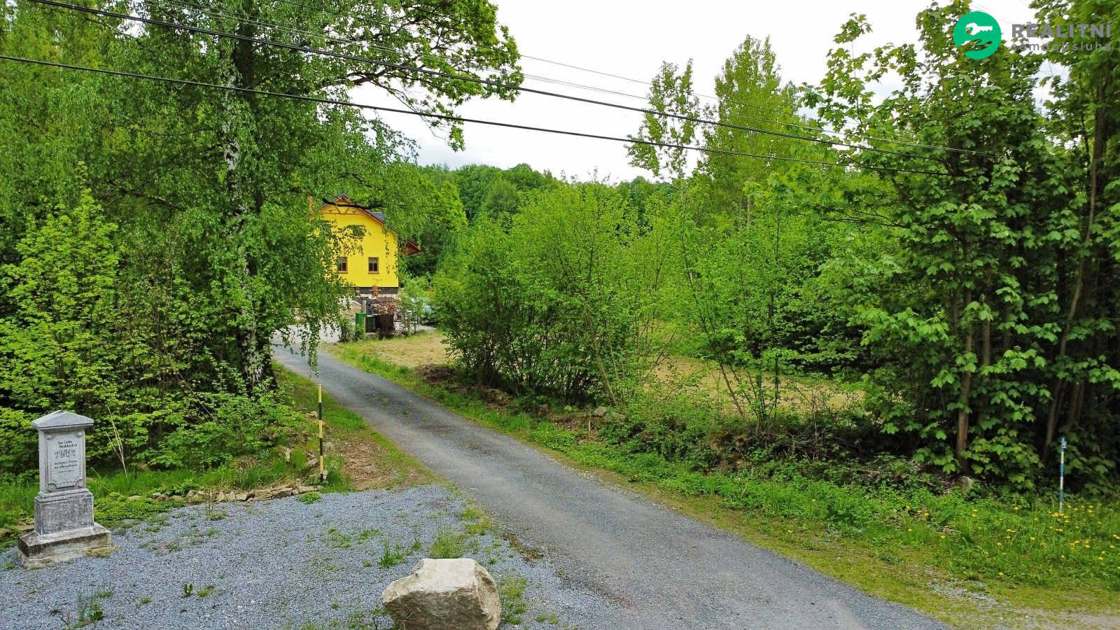Prodej stavebního pozemku 2 739 m² - obrázek č.9