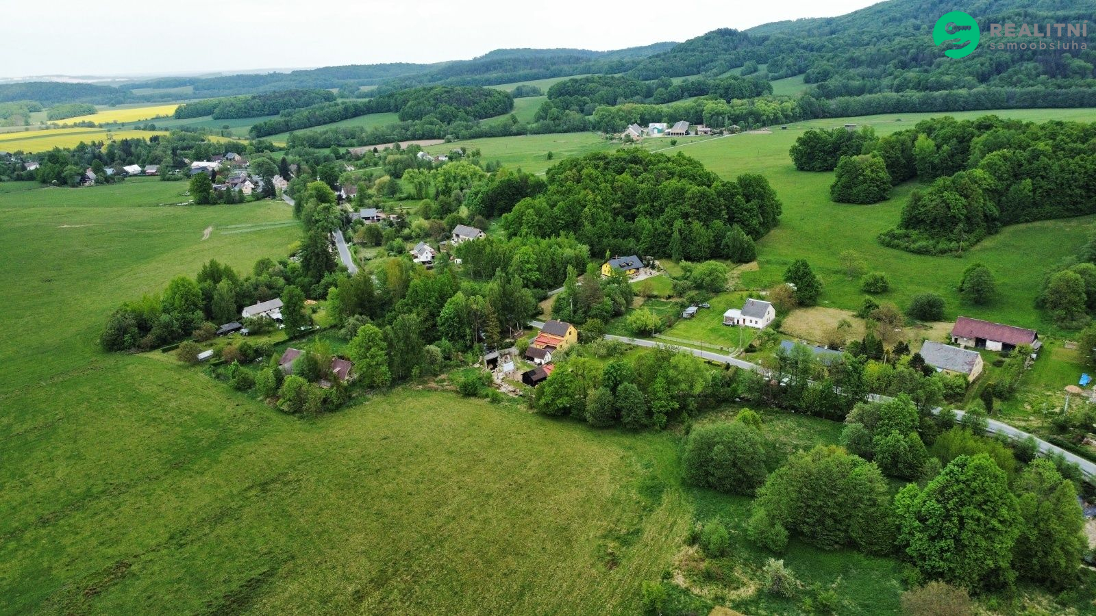 Prodej stavebního pozemku 2 739 m² - obrázek č.11