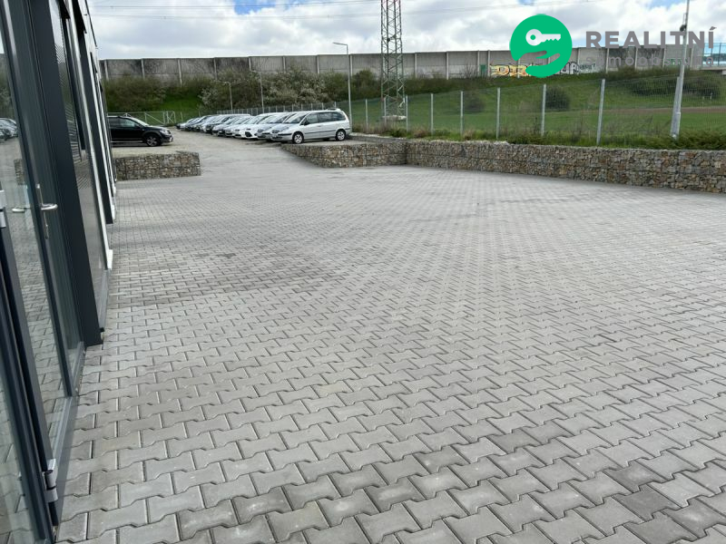 Novostavba haly, pozemek 3000m2, 8km od Brna, u D1 - obrázek č.8
