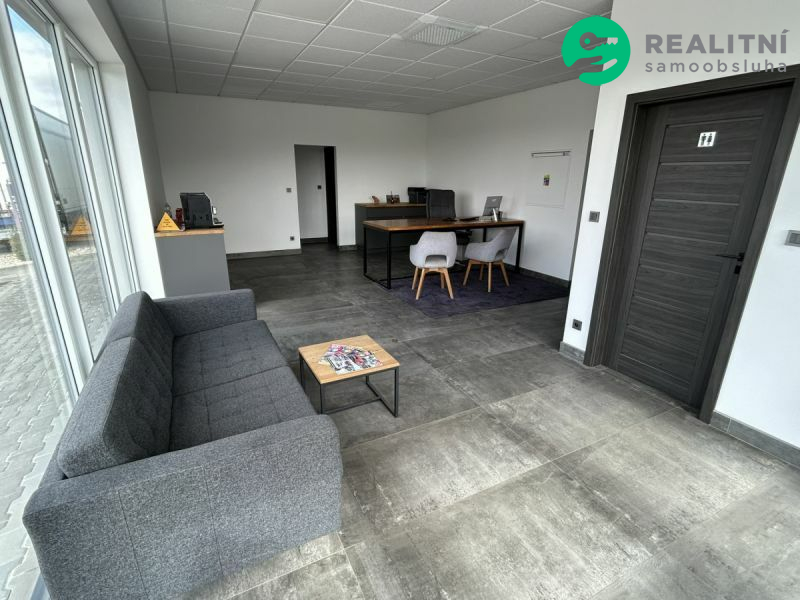 Novostavba haly, pozemek 3000m2, 8km od Brna, u D1 - obrázek č.10