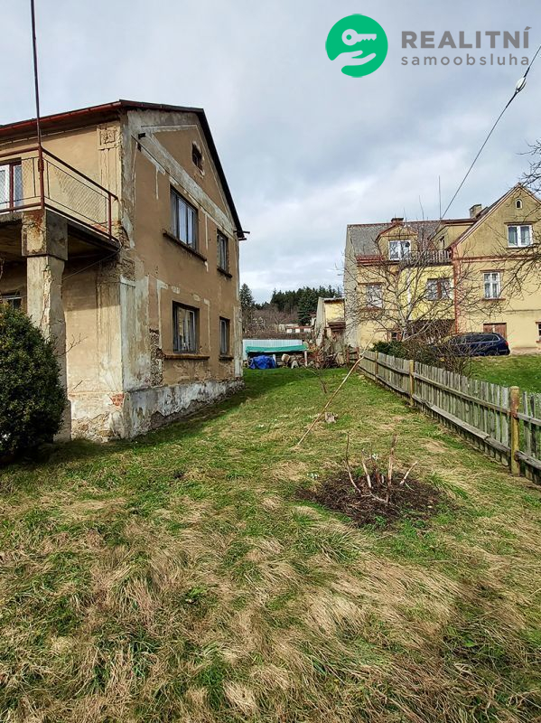 Prvorepubliková vila Nové Město pod Smrkem - obrázek č.7