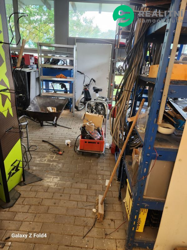 Prodej rezidenčního areálu 2 670 m² - obrázek č.11