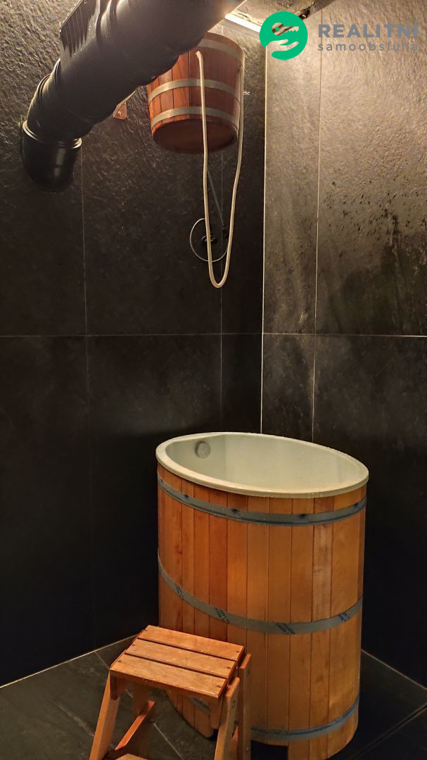 Mercedes mezi byty - luxusní 1kk 51m2 s wellness - obrázek č.13