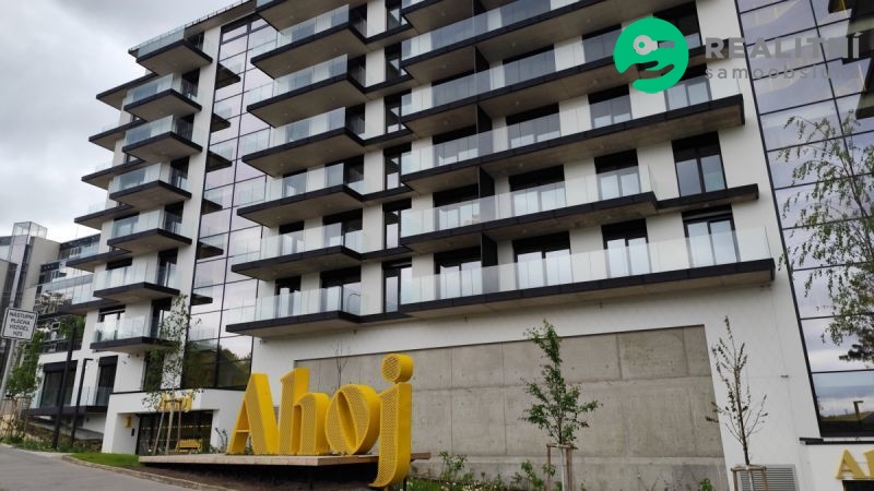 Mercedes mezi byty - luxusní 1kk 51m2 s wellness - obrázek č.16